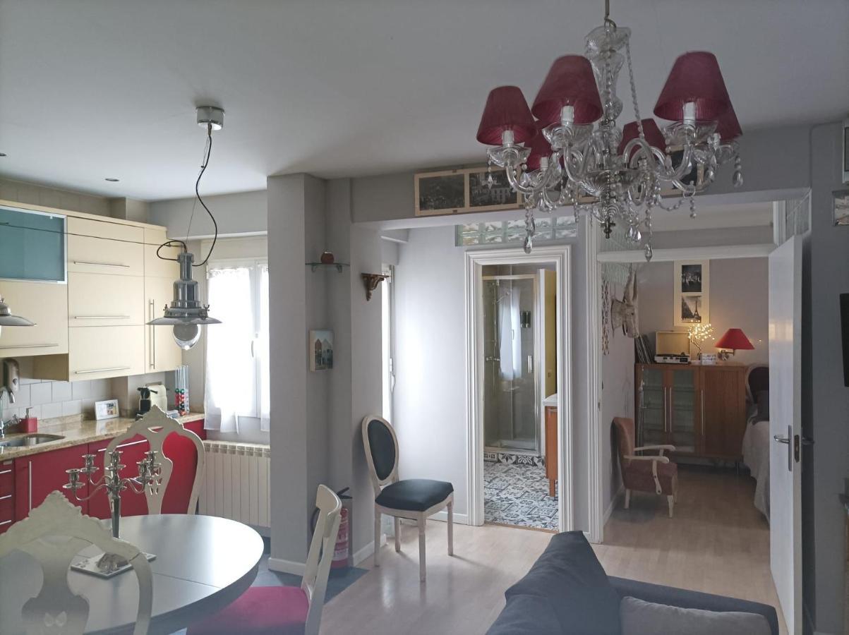 Apartamento San Quirce - céntrico y reformado- wifi y netflix Valladolid Extérieur photo
